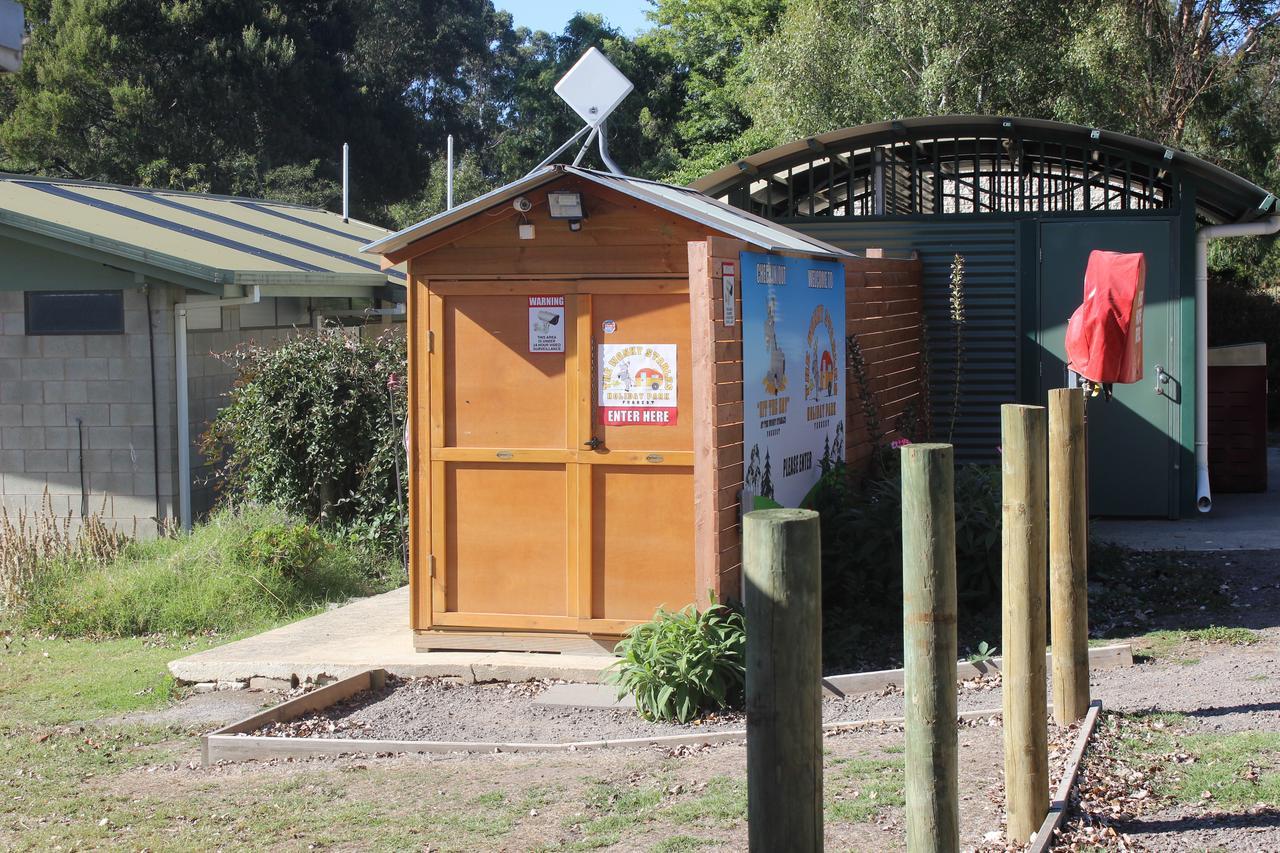 Wonky Stables Holiday Park Forrest Extérieur photo